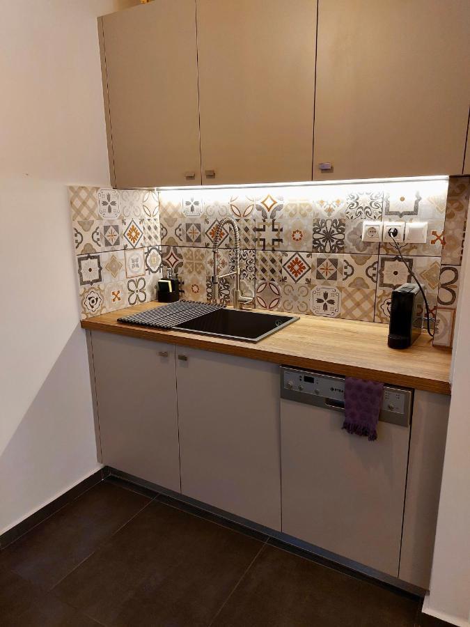 Christina-Anna Athens City Center Walking Distance To Everywhere And Acropolis, In One Of The Most Favorable Locations By National Gardens And Zoo, Hellenic Parliament In Syntagma And Stylish Exquisite Kolonaki Cozy Renovated Apartment מראה חיצוני תמונה