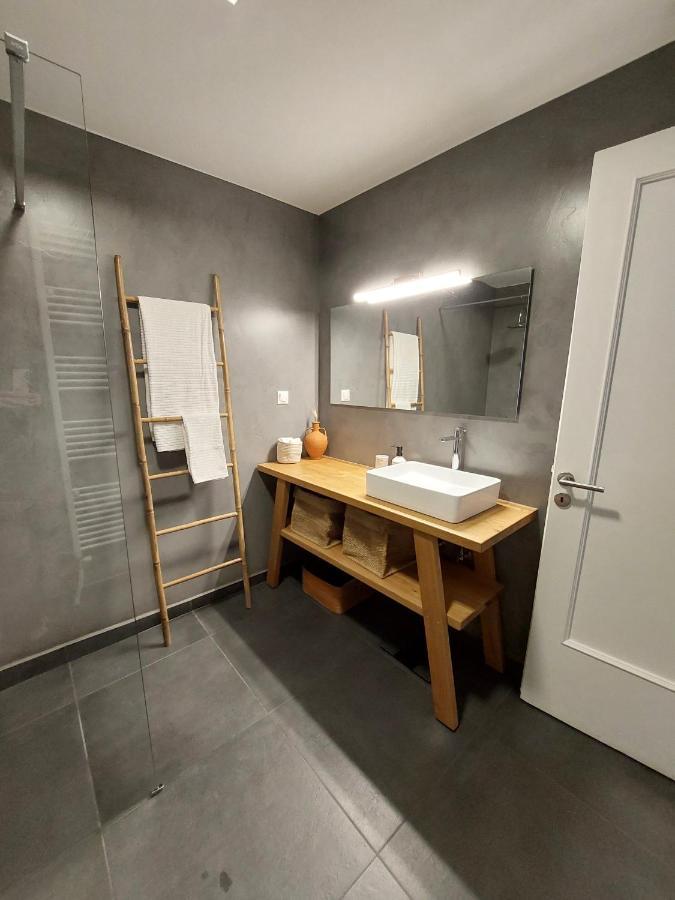 Christina-Anna Athens City Center Walking Distance To Everywhere And Acropolis, In One Of The Most Favorable Locations By National Gardens And Zoo, Hellenic Parliament In Syntagma And Stylish Exquisite Kolonaki Cozy Renovated Apartment מראה חיצוני תמונה